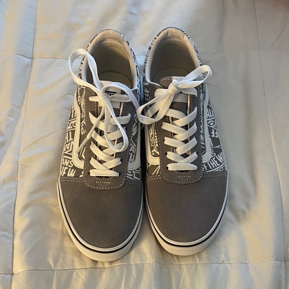 Vans Kids Sneakers in Gray and White